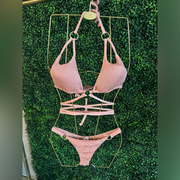 Brazilian bikini peach color size M - Picture 1 of 5